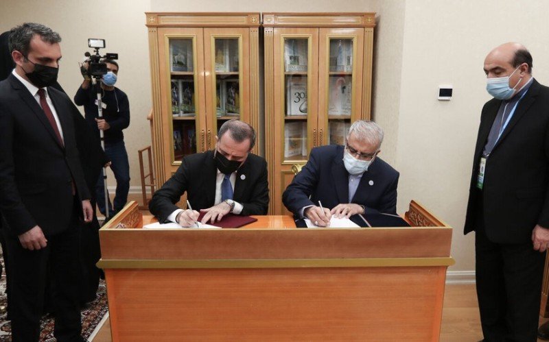 İran, Azərbaycan və Türkmənistan arasında qaz mübadiləsi sazişi imzalandı
