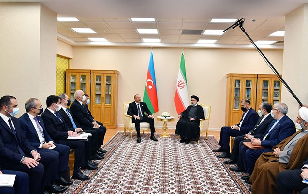 Azərbaycan və İran prezidenti Zəngəzur dəhlizindən danışdı